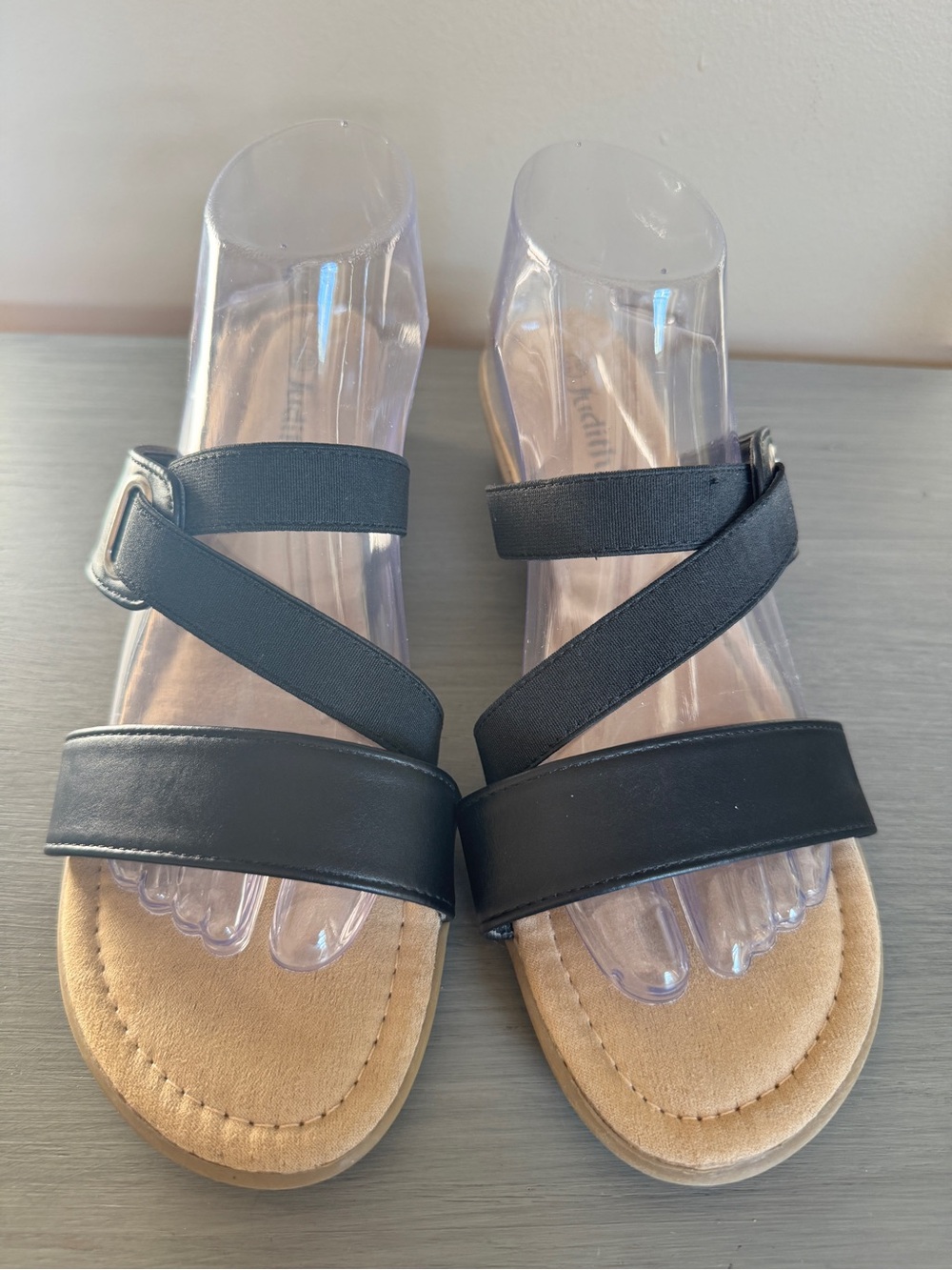 Judith Sandals‎ black 9.5 comfort dressy casual